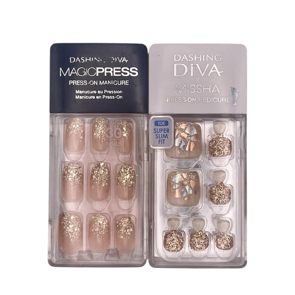 Dashing Diva Magic Press - Matching Mani and Pedi set.